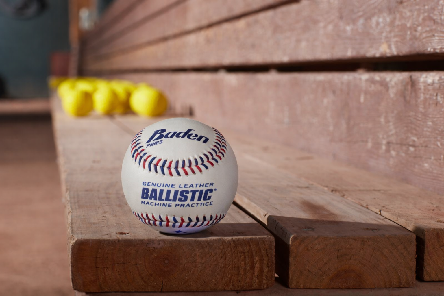 BADEN PITCHING MACHINE BALL